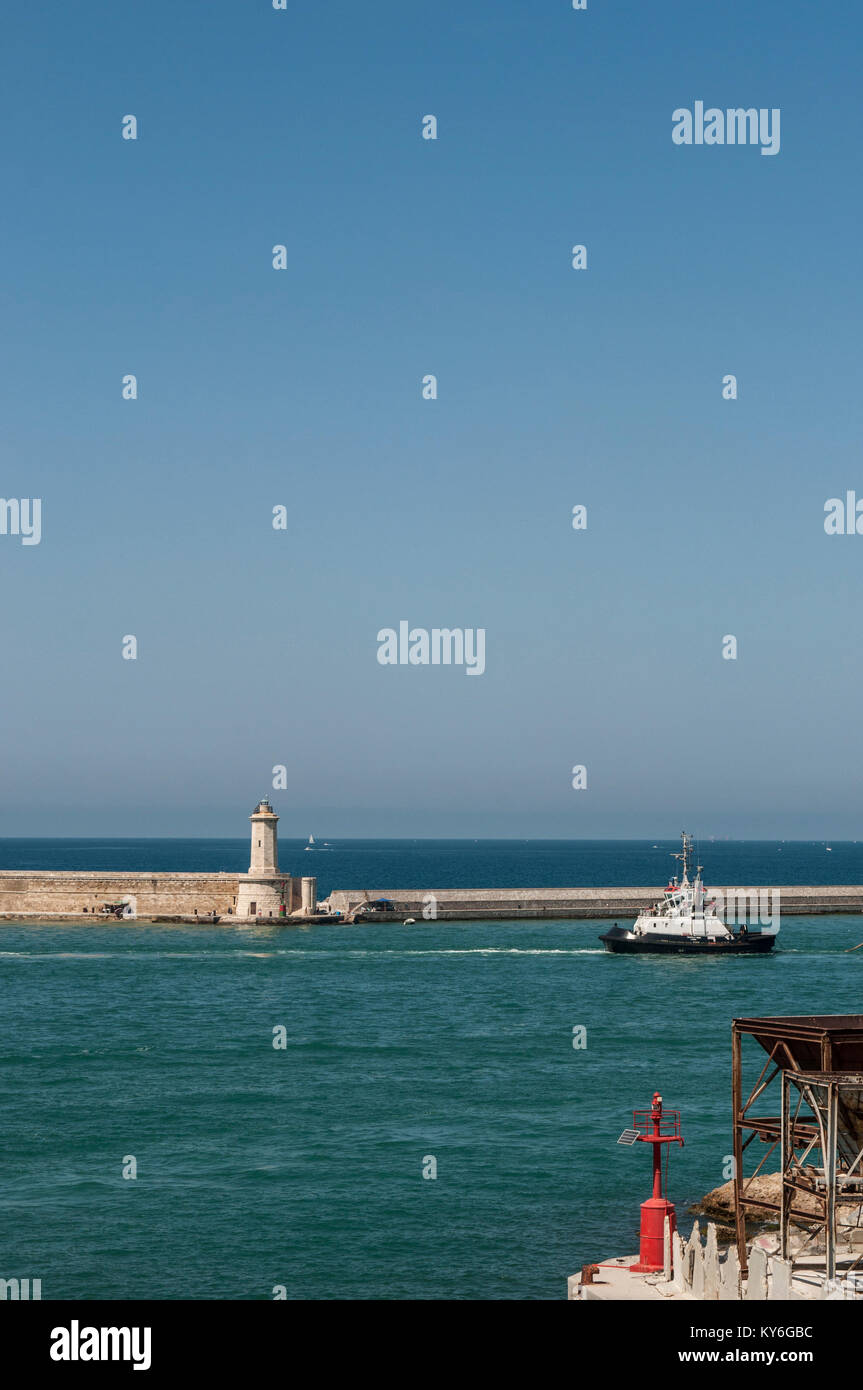 Italie : vue sur le port de Livourne, le principal port de la Toscane et l'un des plus importants ports d'Italie et l'ensemble de la Mer Méditerranée Banque D'Images
