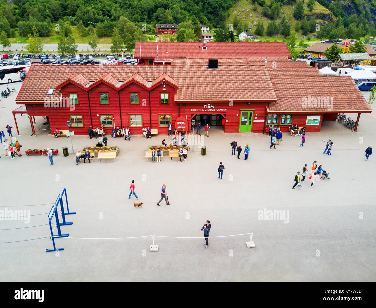FLAM, NORVÈGE - 26 juillet 2017 : magasin de souvenirs au centre du village de flam. Flam est un village à l'Aurlandsfjord une succursale de Hordaland, Norvège. Banque D'Images