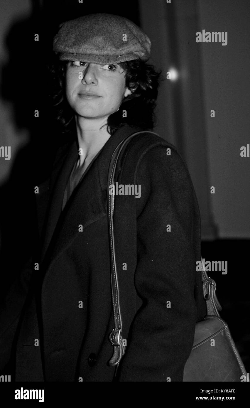 Debra Winger dans la ville de New York. 24 mars 1984 © RTMcbride MediaPunch / Banque D'Images