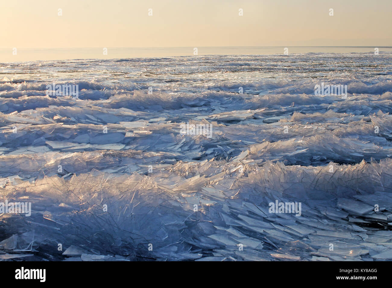 Lac Balaton en hiver, la Hongrie. Fond d'hiver. Banque D'Images