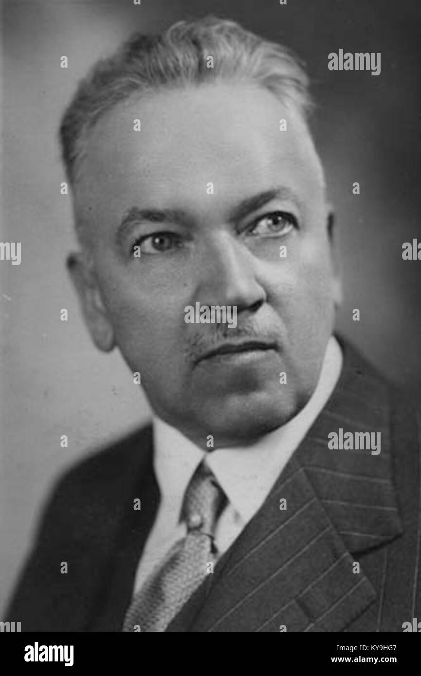 Rafael Waldemar Erich (1879-1946) est un homme politique finlandais du Parti de la coalition nationale, professeur, diplomate et premier ministre de Finlande. Il a été premier ministre de 1920 à 1921 et a joué un rôle clé dans la conclusion du traité de paix avec la Russie soviétique en 1920. Banque D'Images