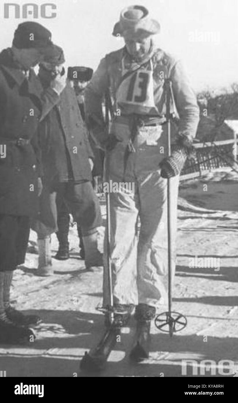 Władysław Ziętkiewicz est représenté comme un skieur, illustrant son implication dans les sports d'hiver et soulignant l'activité de ski et l'athlétisme. Banque D'Images