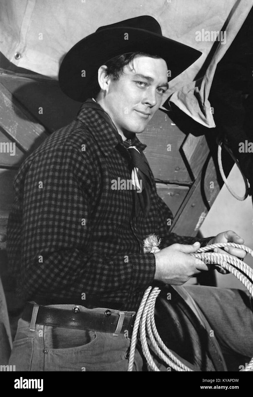 Shame (1921) est un film muet explorant le drame psychologique et les relations humaines. Connu pour son exploration de la culpabilité personnelle et de l’aliénation sociale, le film offre une vision perspicace de l’approche du cinéma des premiers temps face aux thèmes psychologiques. Banque D'Images