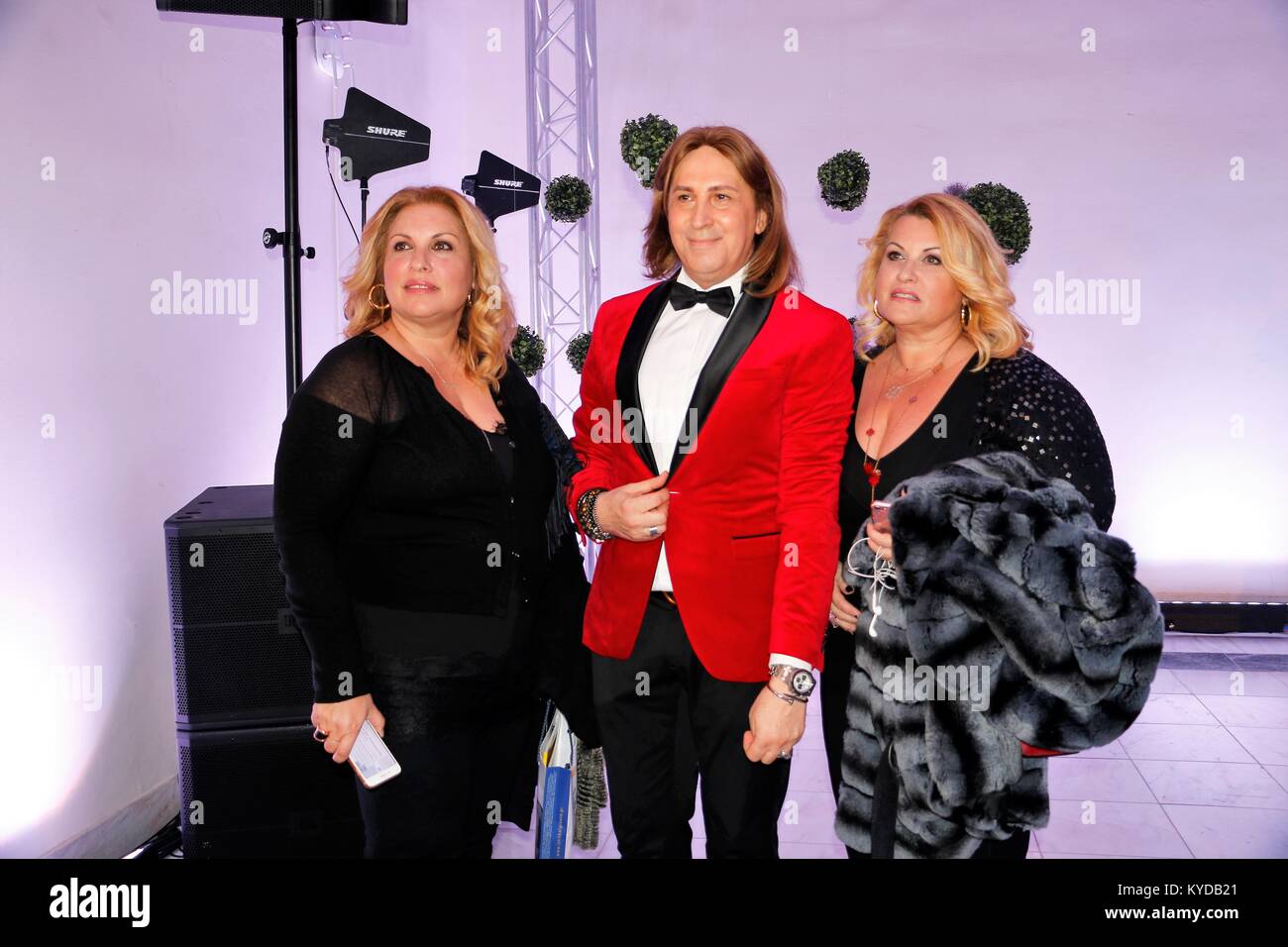 Athènes, Grèce. 13 Jan, 2018. Créateur de mode grec Michalis Maniatis vu au cours de la première journée de la Semaine de la mode nuptiale 2018 à Athènes. Credit : Eleni Paroglou/SOPA/ZUMA/Alamy Fil Live News Banque D'Images