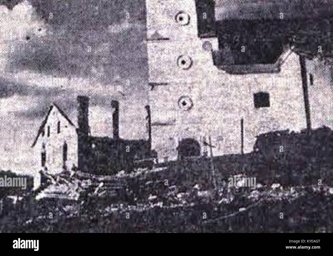 Photographie historique d'un bureau de poste allemand à Šentjanž, Slovénie, illustrant le style architectural et la présence des institutions allemandes dans la région. Banque D'Images