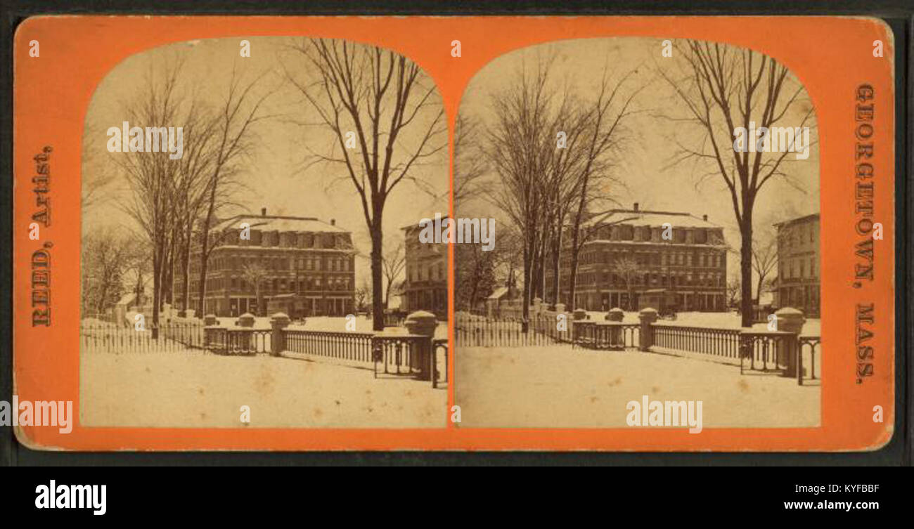 Cette photographie de S. C. Reed montre une zone des communes recouverte de neige pendant l'hiver, mettant en valeur le paysage et l'environnement saisonnier. Banque D'Images