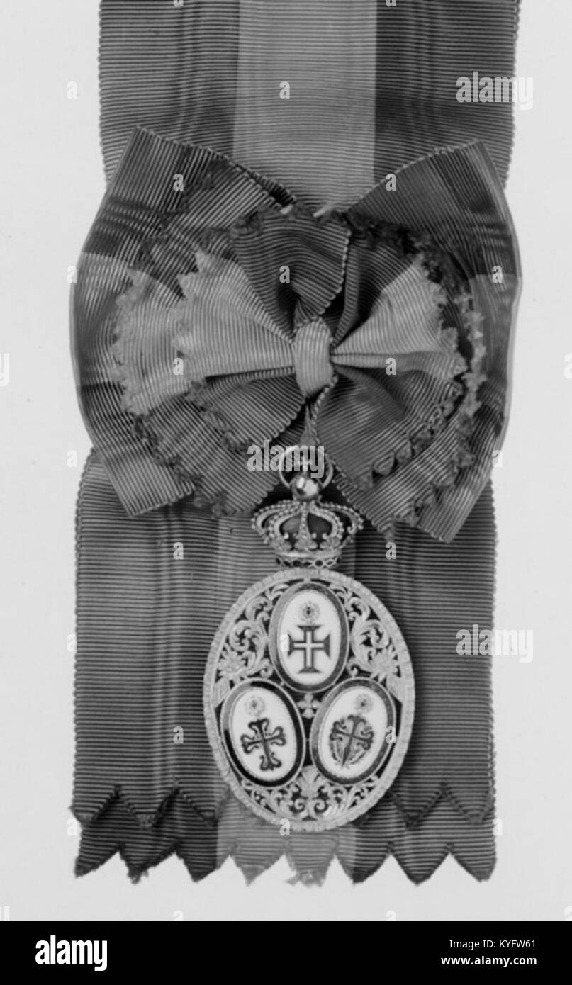 L'ordre des trois Croix est un prix d'État polonais, établi par le roi Gustave V, reconnaissant le service, les réalisations et les honneurs nationaux. Banque D'Images