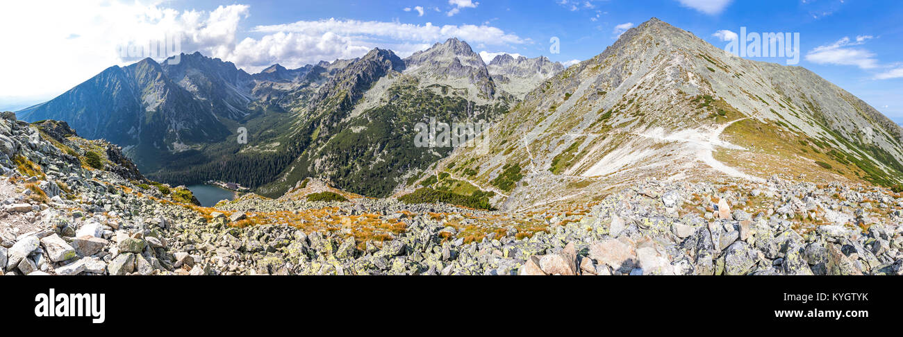 Vue panoramique pittoresque des Hautes Tatras près de Popradske Pleso, Slovaquie Banque D'Images