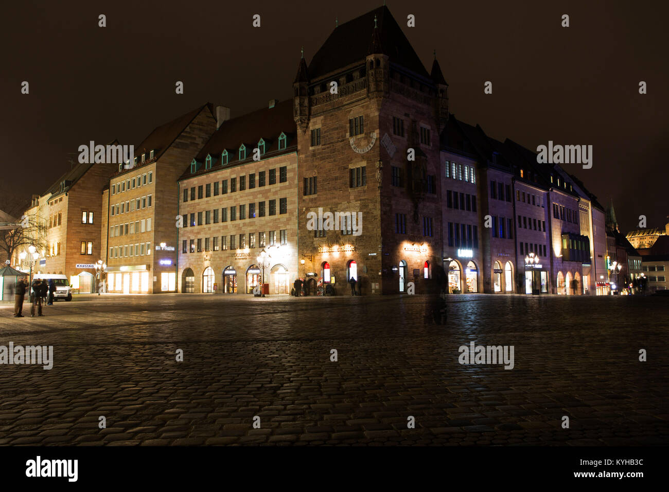 La Maison de Nassau (Nassauer Haus) à Nuremberg, Allemagne. L'édifice médiéval date du 12ème siècle se dresse sur Karolinenstrasse. Banque D'Images