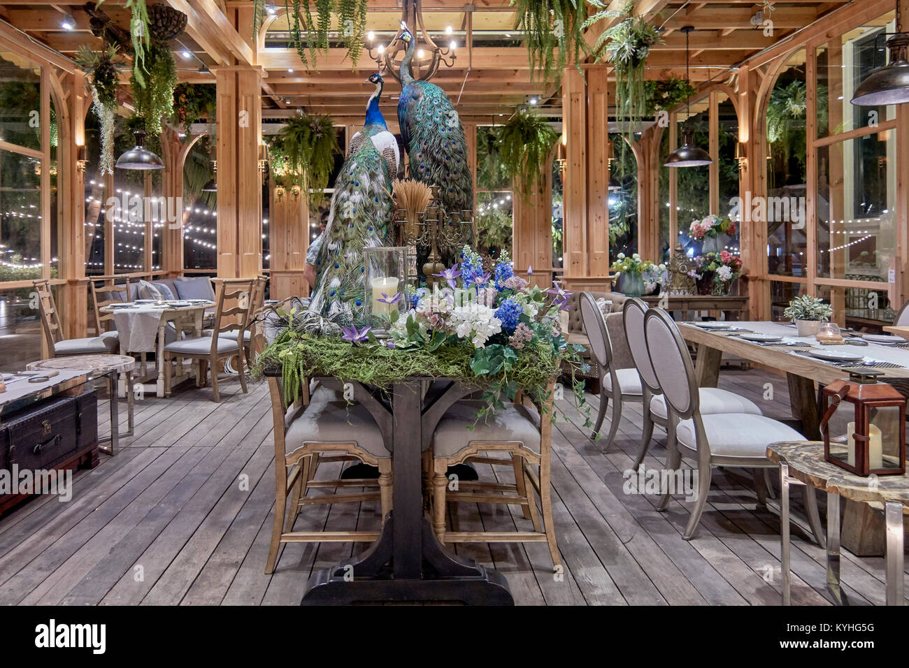 Restaurant de charme intérieur. La Thaïlande en Asie du sud-est. Silver Lining, Pattaya Banque D'Images