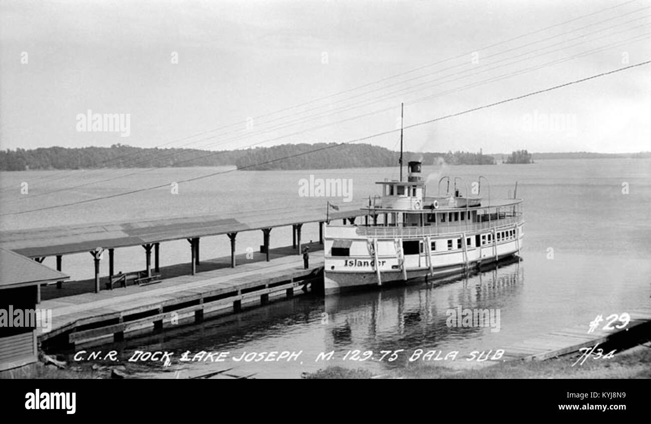 Steamship Islander amarré au quai du CN, le lac Joseph, Bala (Ontario) Banque D'Images