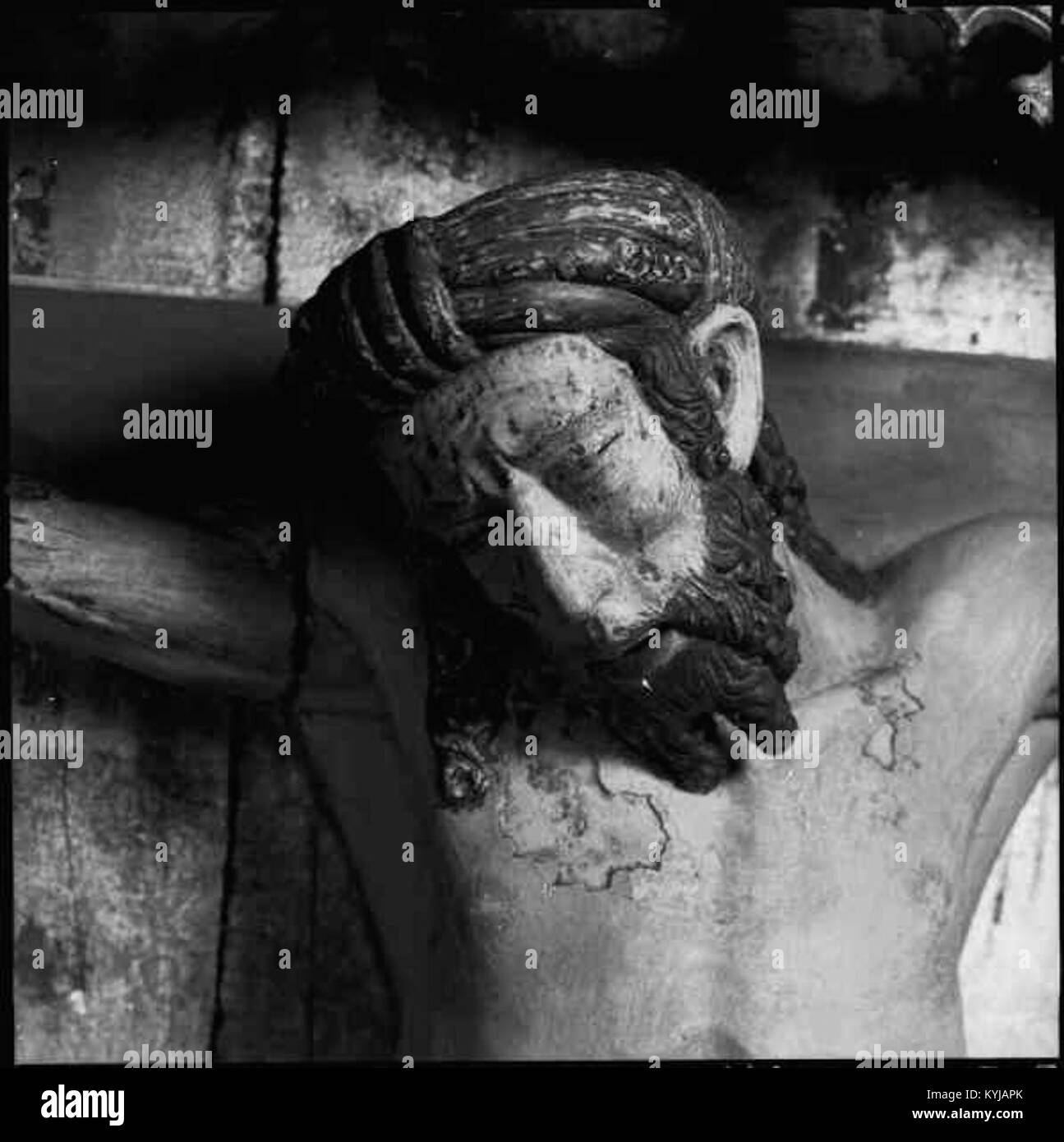 Storkyrkan, également connue sous le nom de cathédrale de Stockholm ou Sankt Nicolai kyrka, est la plus ancienne église de Stockholm, consacrée en 1306. Situé à Gamla stan, il présente un intérieur gothique et un extérieur baroque. L'église a été le site de nombreux événements royaux, y compris le mariage de la princesse héritière Victoria et du prince Daniel en 2010. Banque D'Images