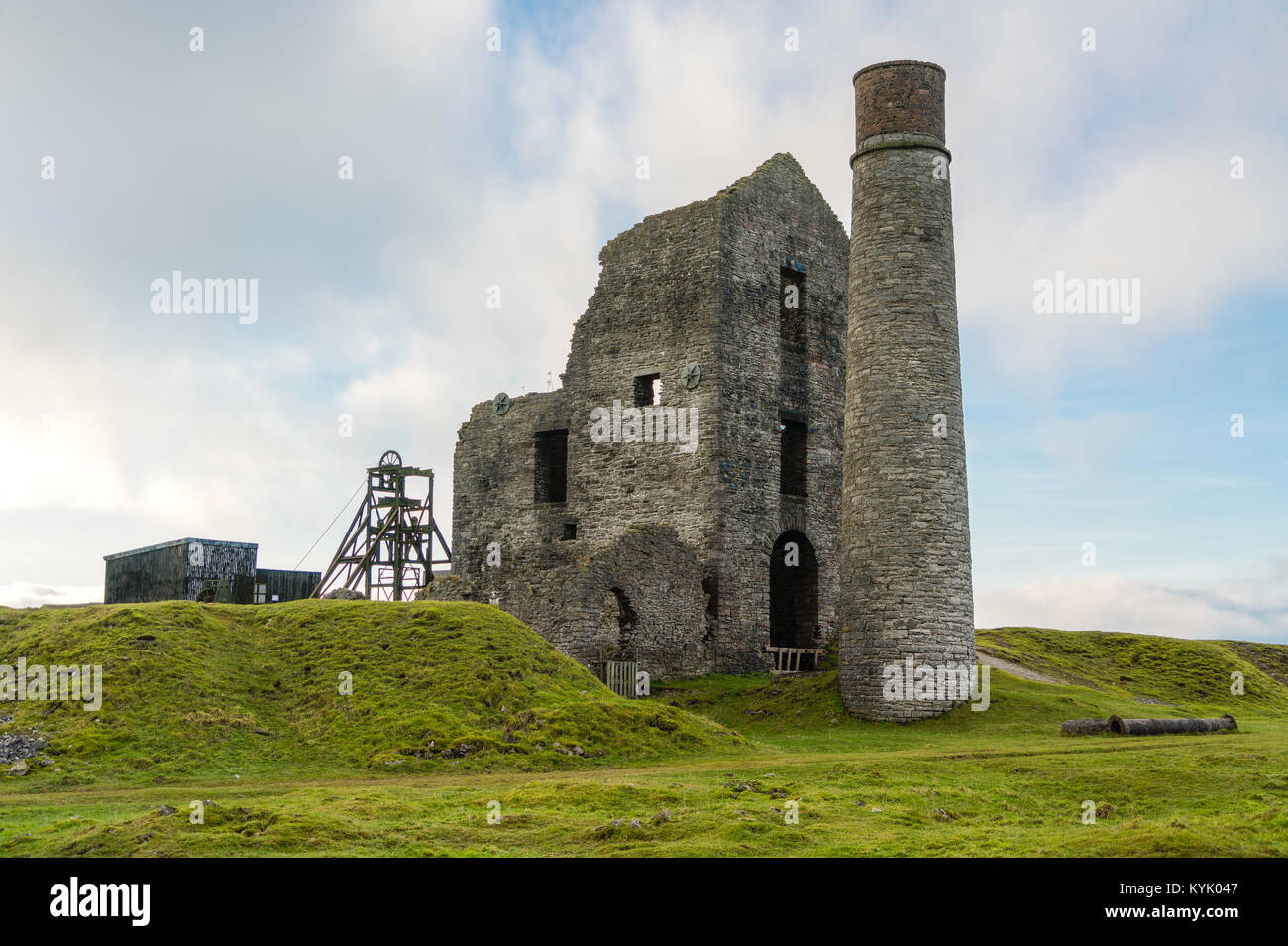 Ruines abandonnées d'une ancienne mine de plomb appelé Mine Magpie en Afrique du Sheldon, Derbyshire, Royaume-Uni. Banque D'Images