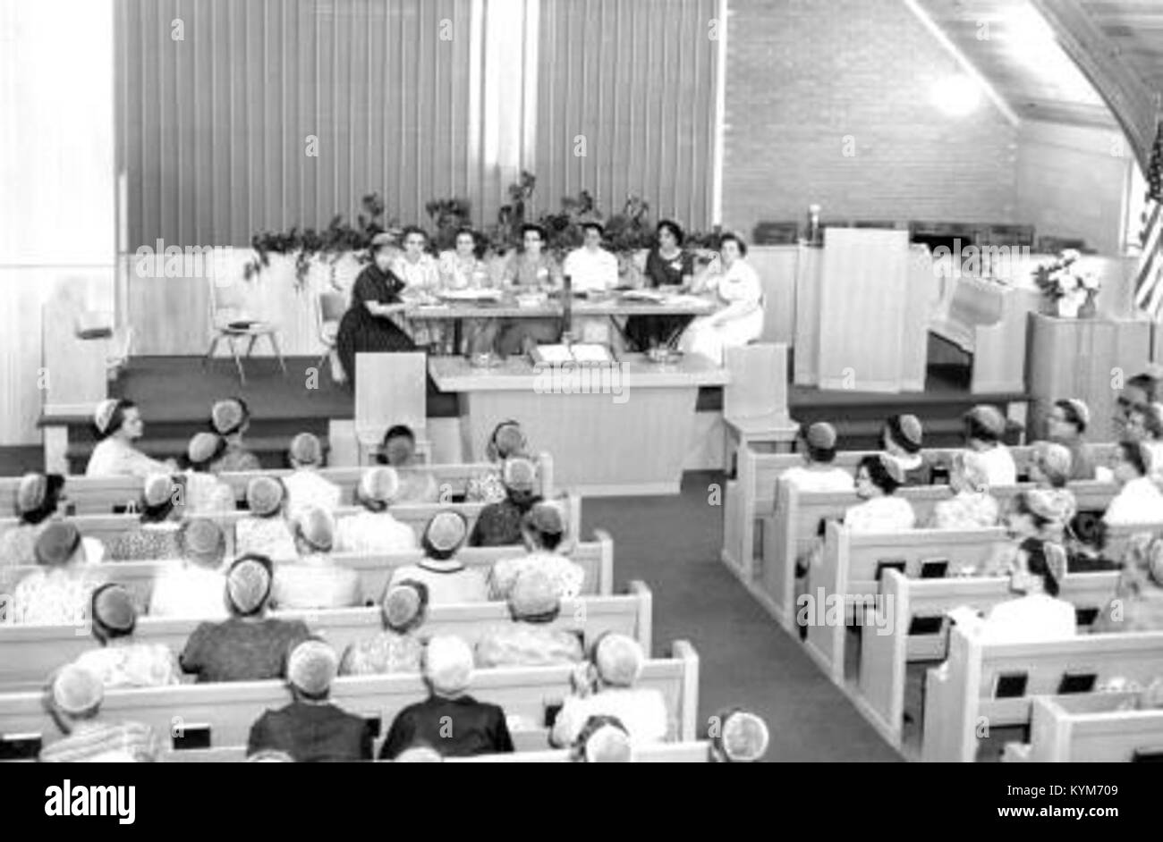 Photographie historique de la session 1964 de la WMSA (Western Motor Sports Association) à la Junta, Colorado. L'image donne un aperçu de la communauté du sport automobile et des événements de cette époque. Banque D'Images