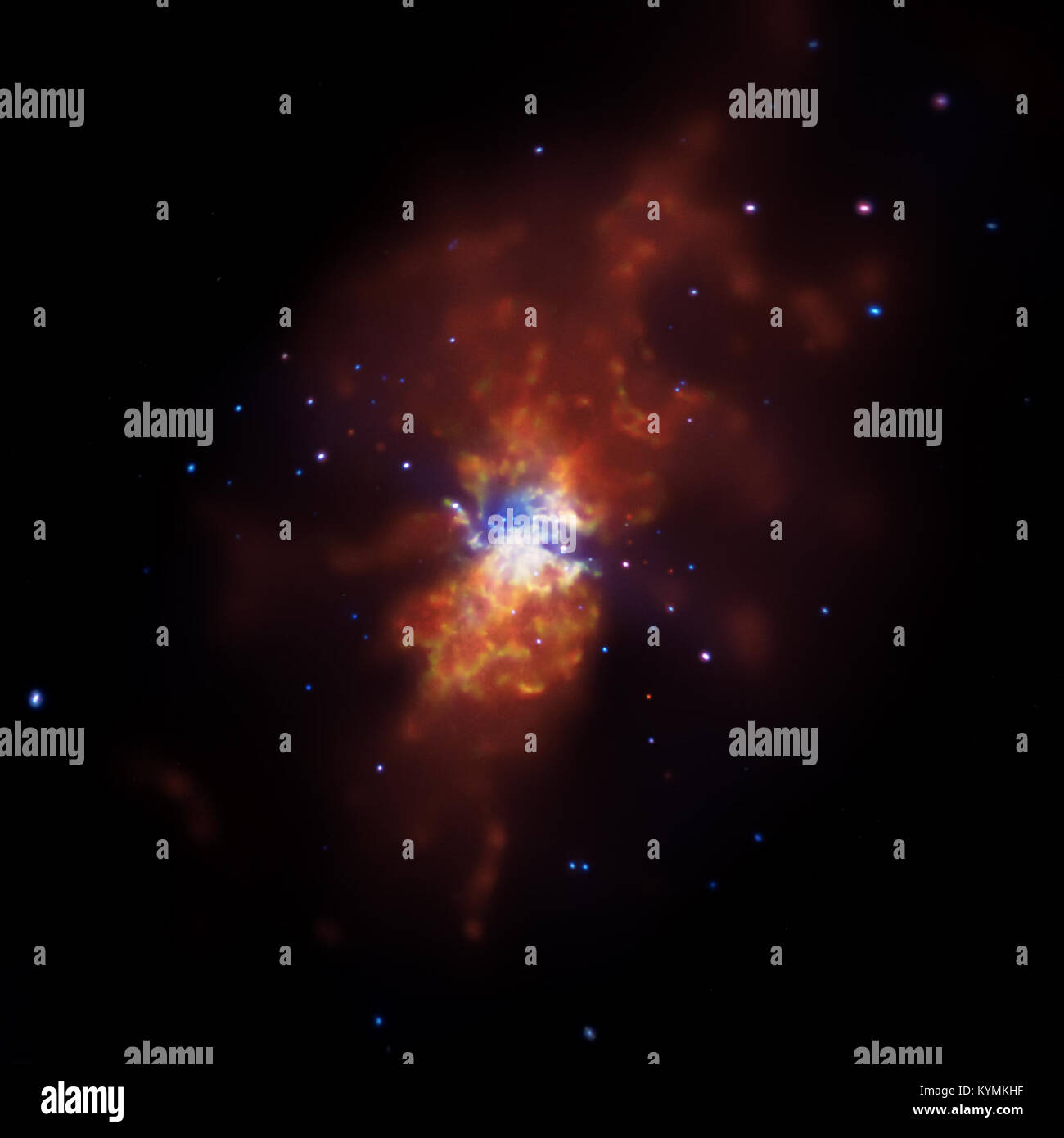 Image de l'Observatoire Chandra d'une galaxie d'étoiles, montrant une région active de formation d'étoiles dans la galaxie. L'image donne un aperçu des processus de création stellaire dans le noyau d'une galaxie. Banque D'Images