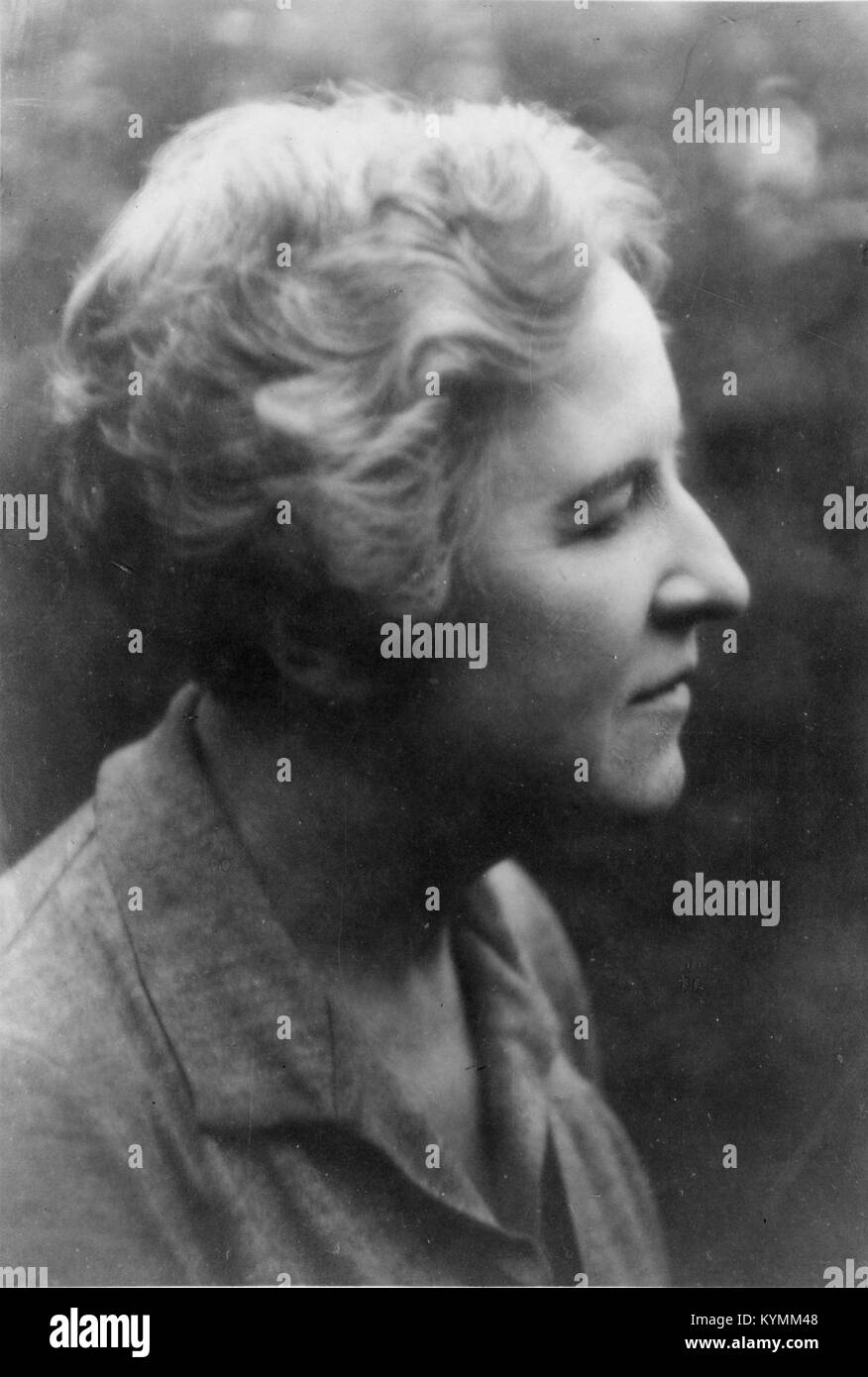 Une photographie de Maud Slye, pathologiste et oncologue américaine pionnière, soulignant ses contributions à la recherche sur le cancer et à la pathologie au début du XXe siècle. Banque D'Images