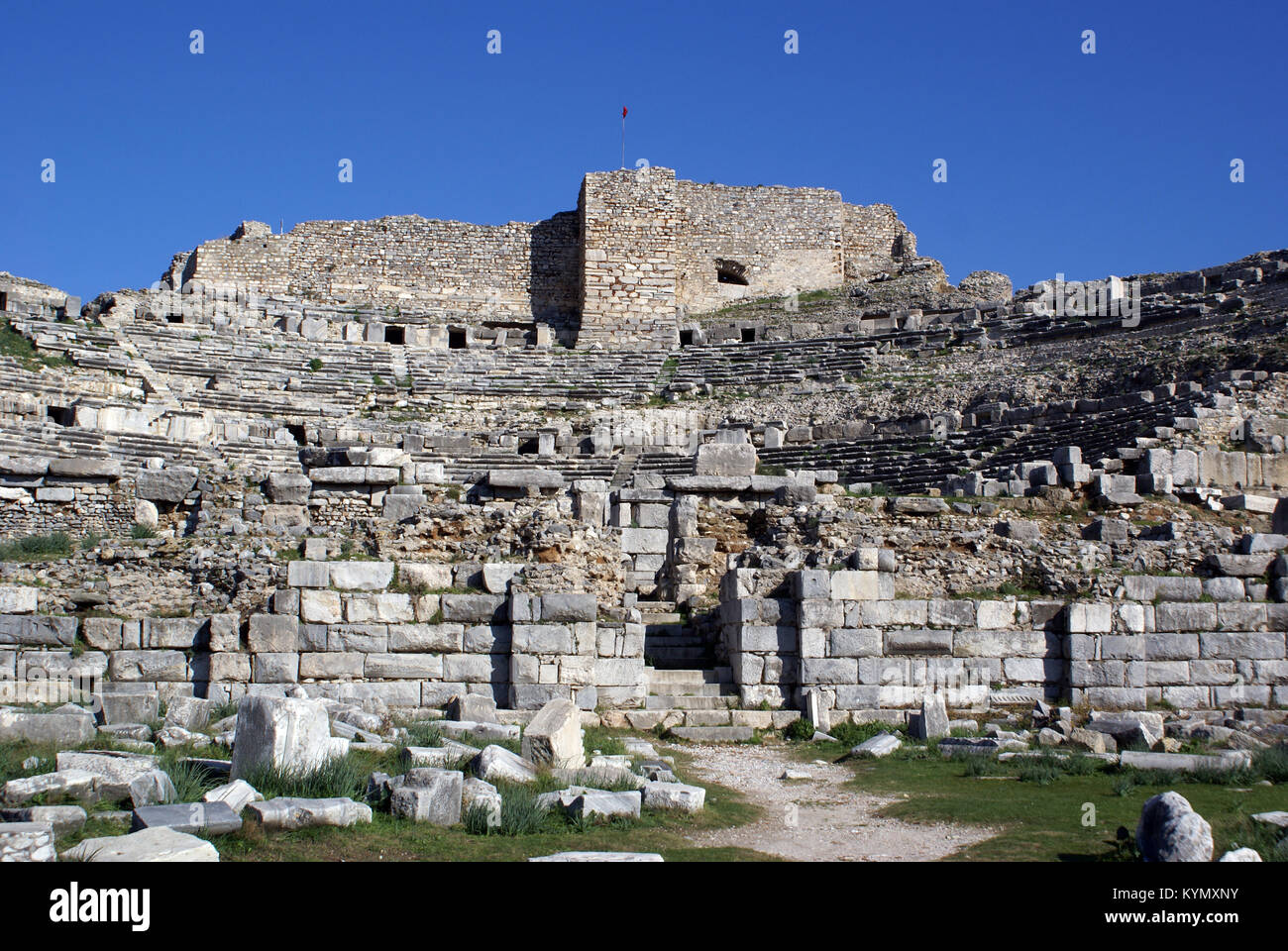 Grand Theatre et château à Milet, Turquie Banque D'Images