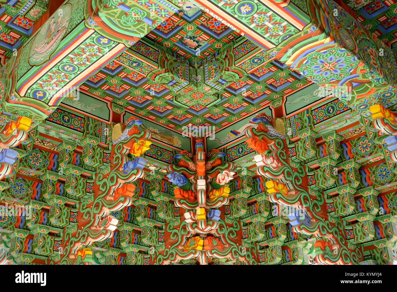 Le temple Woljeongsa dans la montagne Odaesan, Corée du Sud Banque D'Images