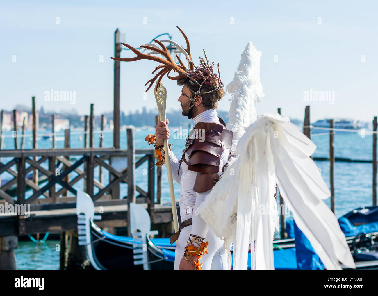 Venise, Italie, 6 février 2016 : masque de carnaval à Venise. Le Carnaval de Venise est un festival annuel de Venise, Italie. Le festival est mot famo Banque D'Images