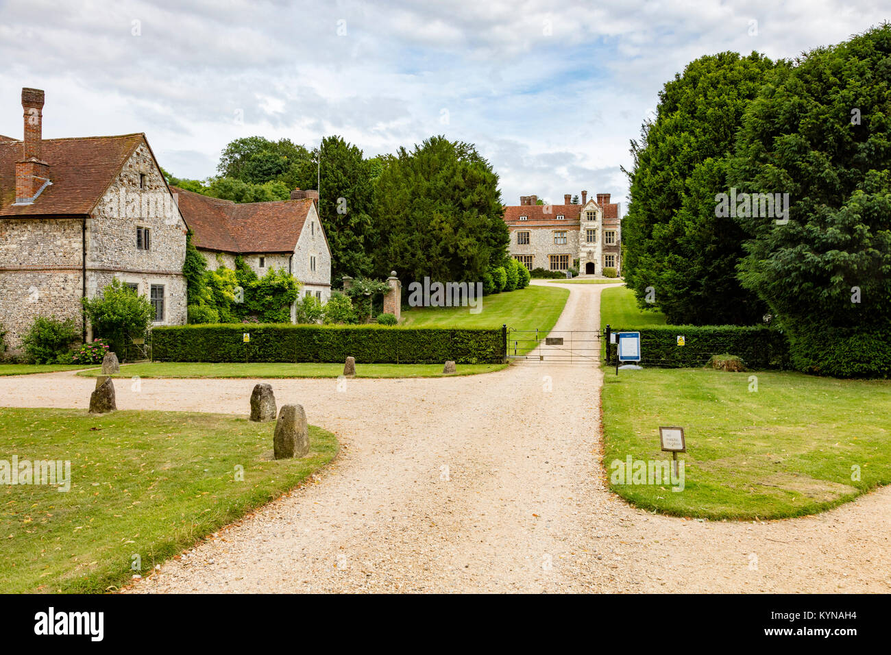 Le lecteur à Chawton House et bibliothèque, Chawton, Hampshire, Royaume-Uni Banque D'Images