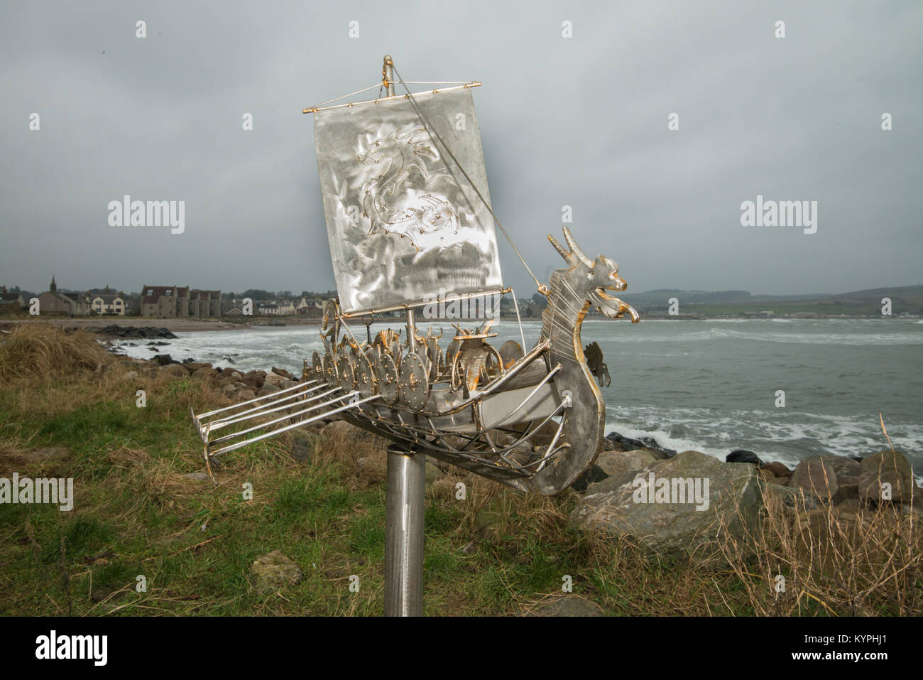 Sculpture longboat Viking Stonehaven Banque D'Images