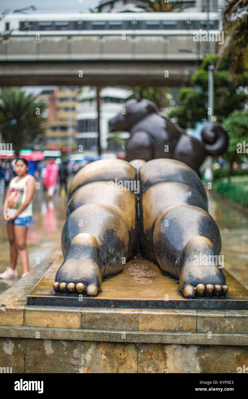 Medellin, autrefois connue sous le nom de ville la plus dangereuse du monde pendant les années 1990, est devenu l'un de l'Amérique du Sud la plupart des destinations populaires. Banque D'Images