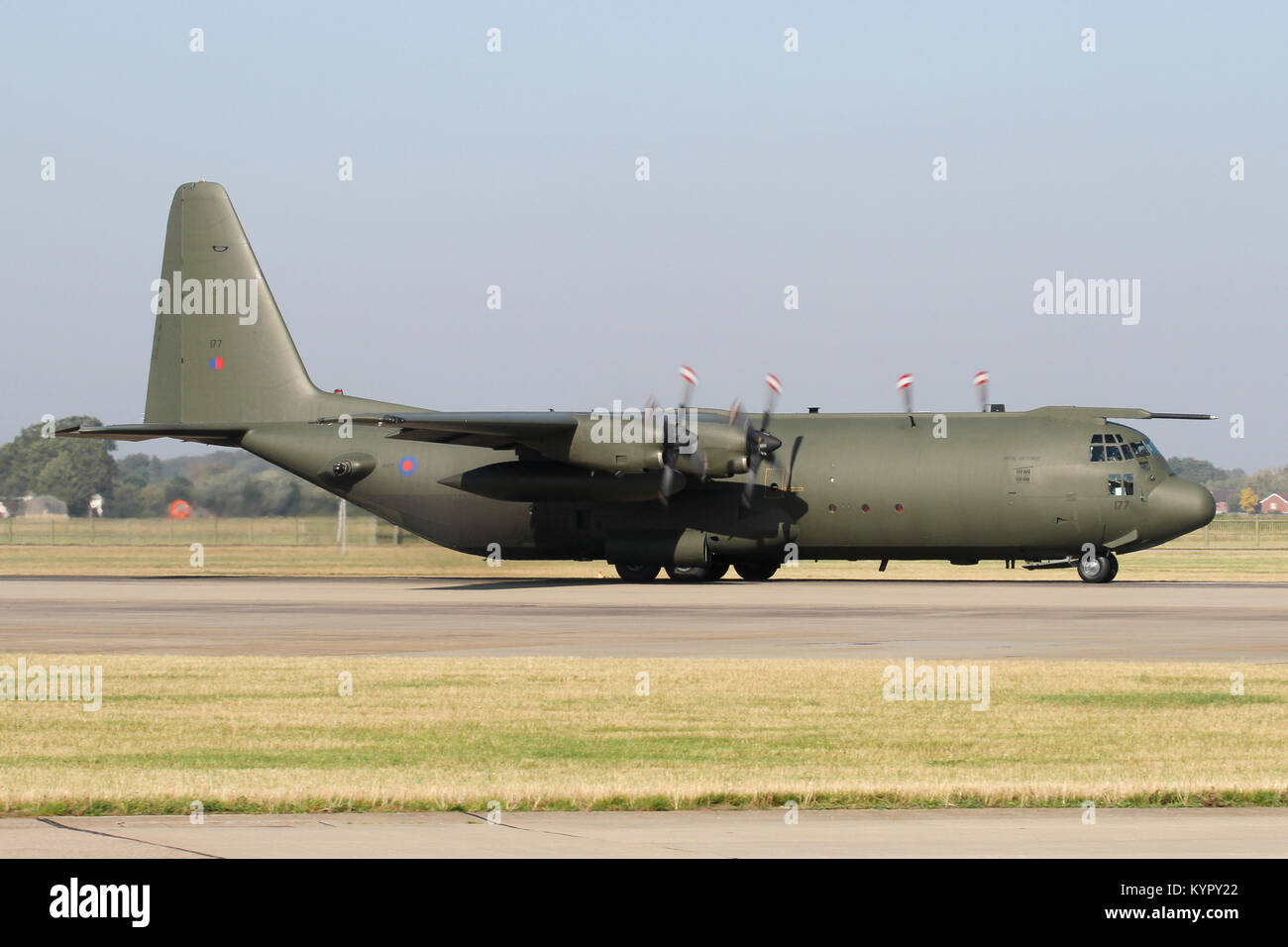 Avion cargo c 130 hercules Banque de photographies et d’images à haute ...