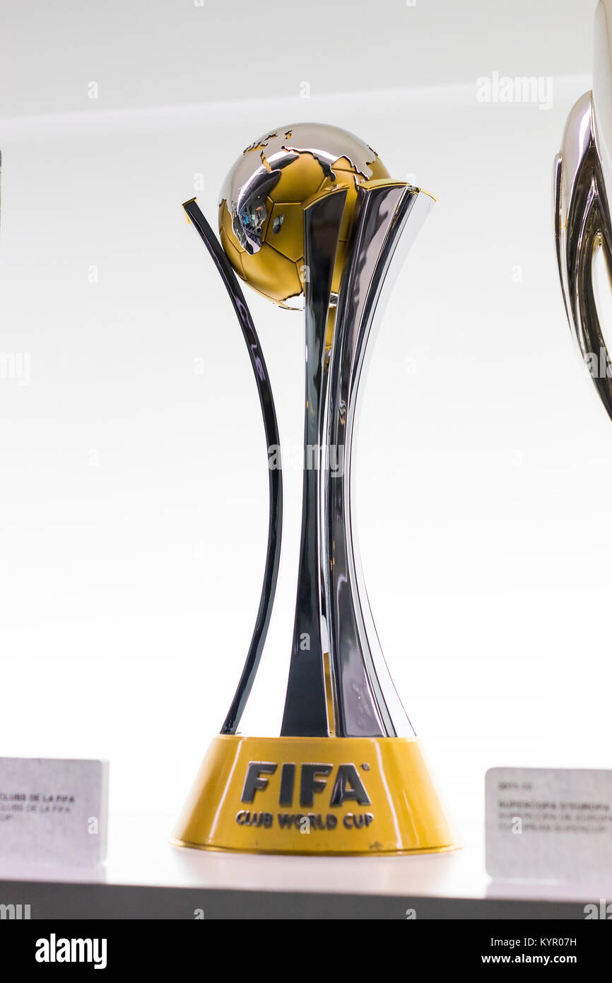 Barcelone, Espagne - 12 janvier 2018 : Le musée de trophées des coupelles et des bourses de l'équipe de FC Barcelone dans le Camp Nou. Banque D'Images