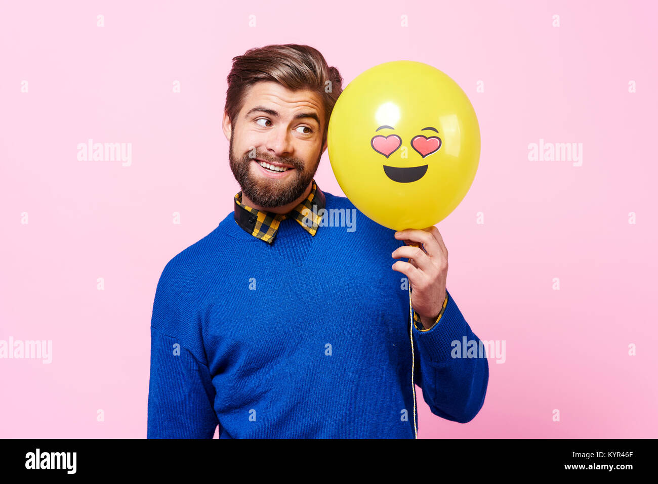 Dans l'amour avec excentrique rêvant de ballon Banque D'Images