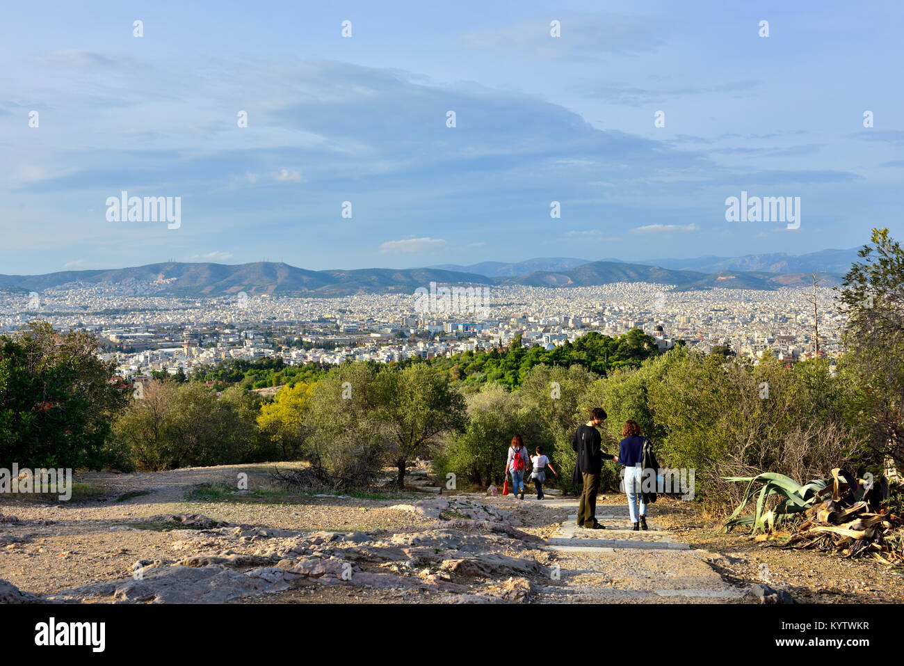 Vue sur Ville d'Athènes depuis la colline Filopappou (colline des Muses), Grèce Banque D'Images
