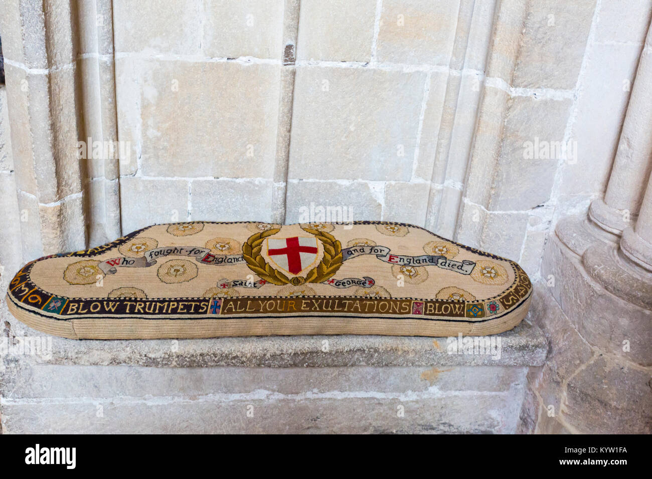 Blow, trompettes, tous vos exultations blow et qui se sont battus pour l'Angleterre et de l'Angleterre est mort sur le rembourrage, Wells Cathedral et Wells, Somerset, Royaume-Uni en janvier Banque D'Images