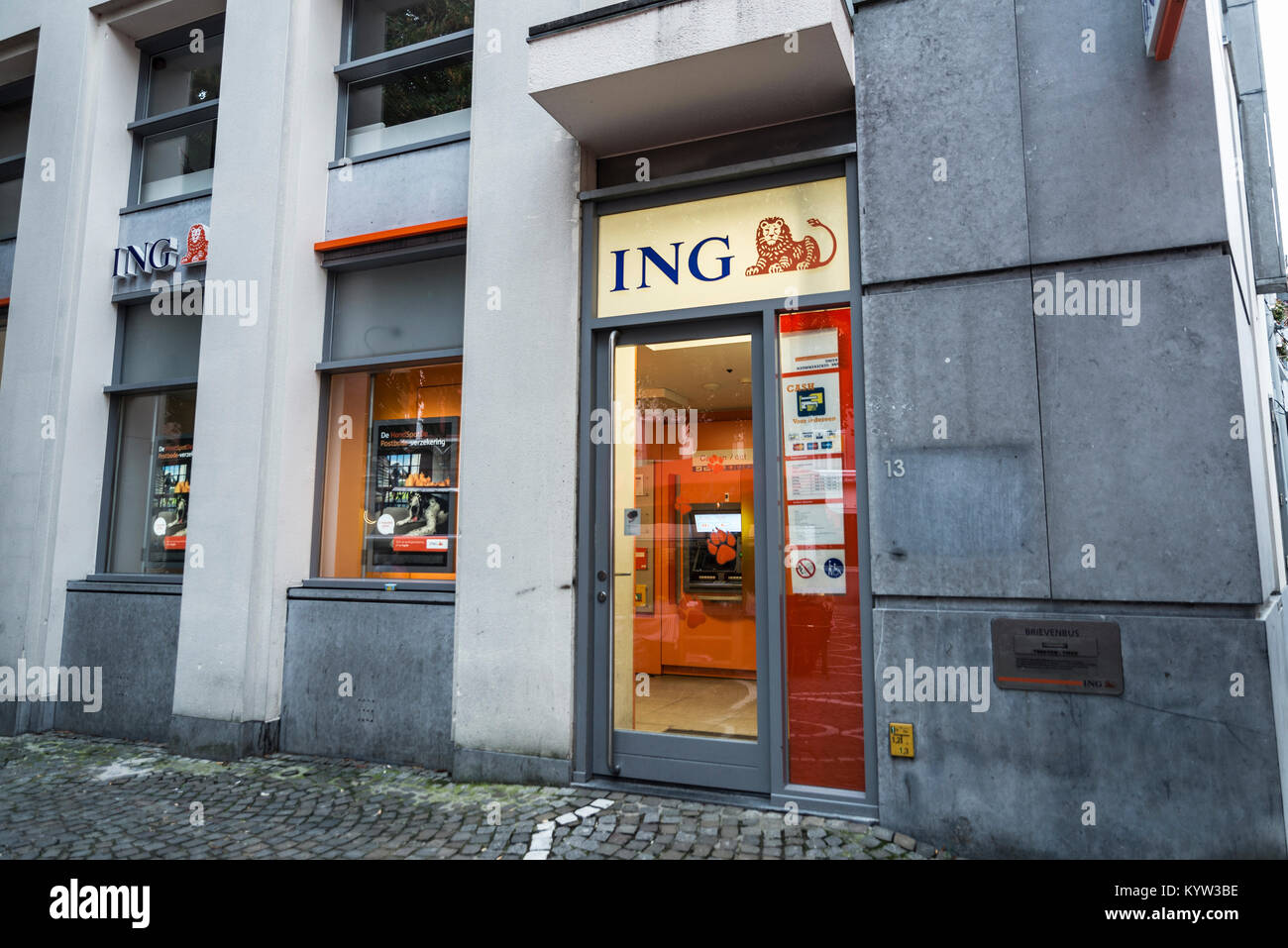 Bruges, Belgique, - 31 août 2017 : Branche de la banque ING, dans le centre de Bruges, Belgique Banque D'Images