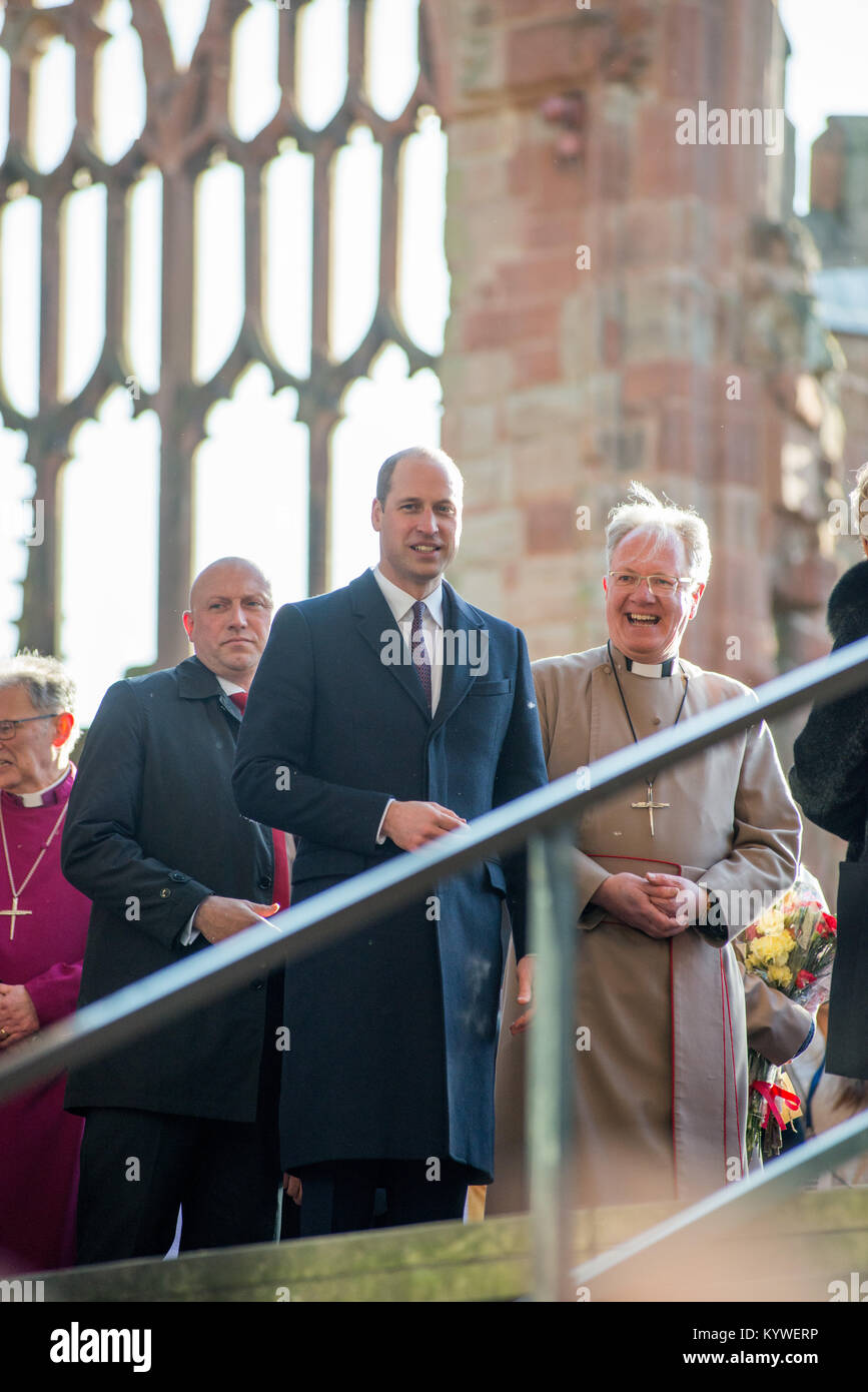 La cathédrale de Coventry, Coventry, Royaume-Uni. 16 janvier, 2018. Le duc et la duchesse de Cambridge, visitez la cathédrale de Coventry, visiter les ruines et reconstruit la cathédrale. Crédit : Jamie Gray/Alamy Live News Banque D'Images