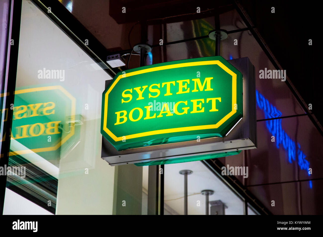 Systembolaget signe, monopole du gouvernement suédois qui vendent de l'alcool et spiritueux, Stockholm, Suède Banque D'Images