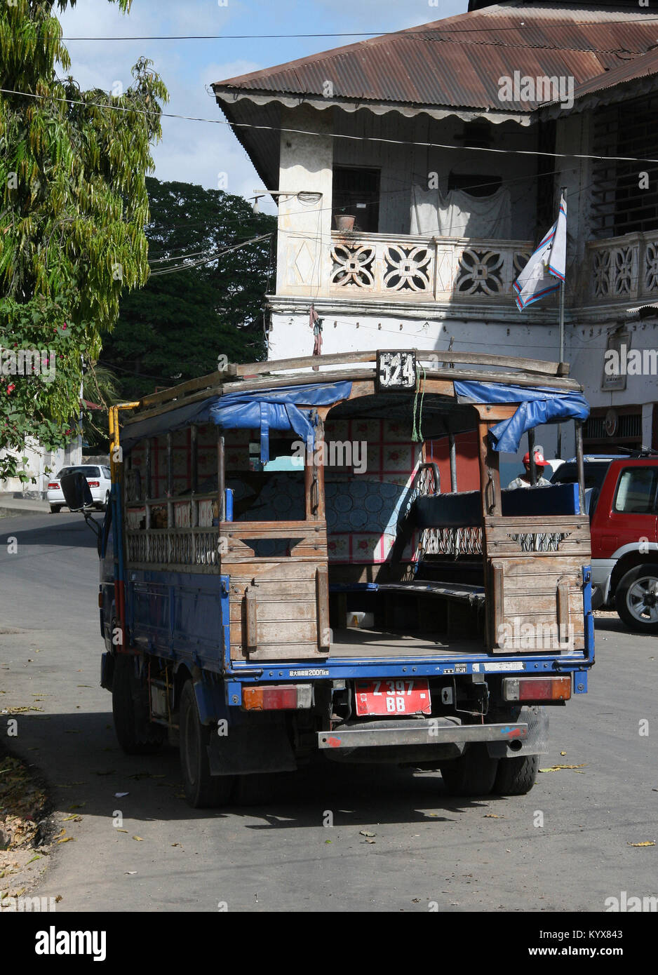 Dala dala minibus taxi collectif, Stone Town, Zanzibar, Tanzanie. Banque D'Images