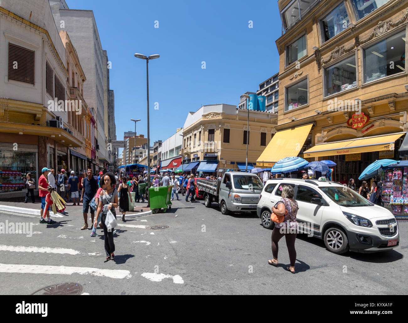 25 de Marco Street, célèbre rue dans le centre-ville de Sao Paulo - São Paulo, Brésil Banque D'Images