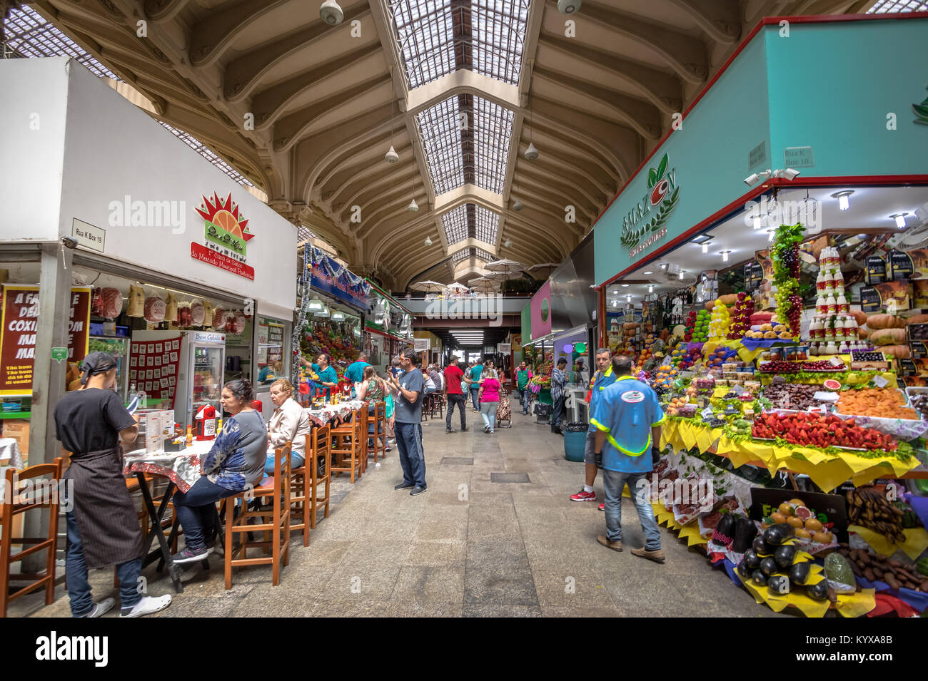 Intérieur du Marché Municipal (marché municipal) au centre-ville de Sao Paulo - São Paulo, Brésil Banque D'Images