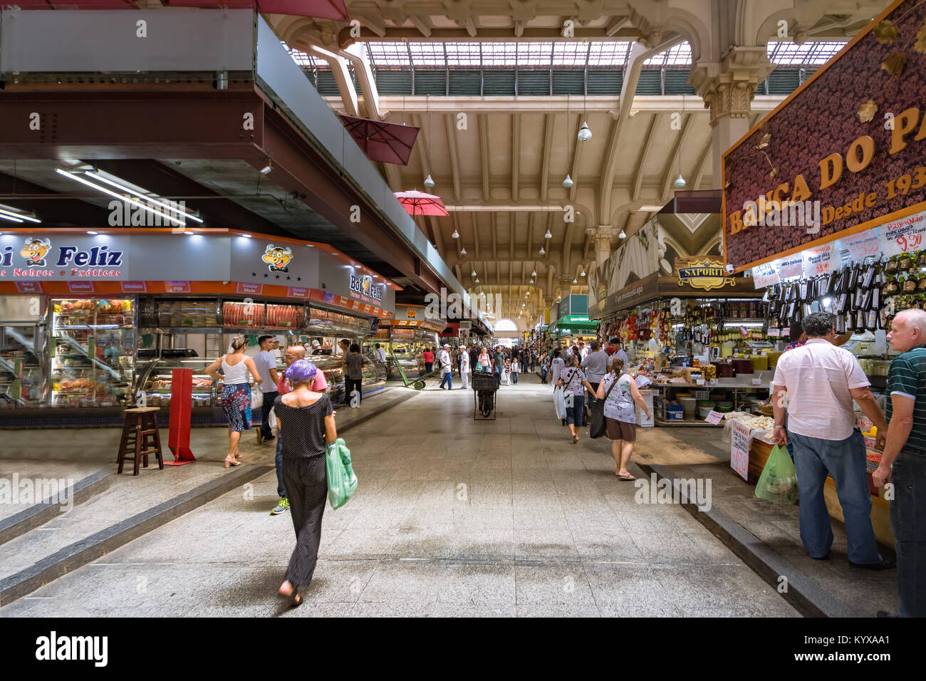 Intérieur du Marché Municipal (marché municipal) au centre-ville de Sao Paulo - São Paulo, Brésil Banque D'Images