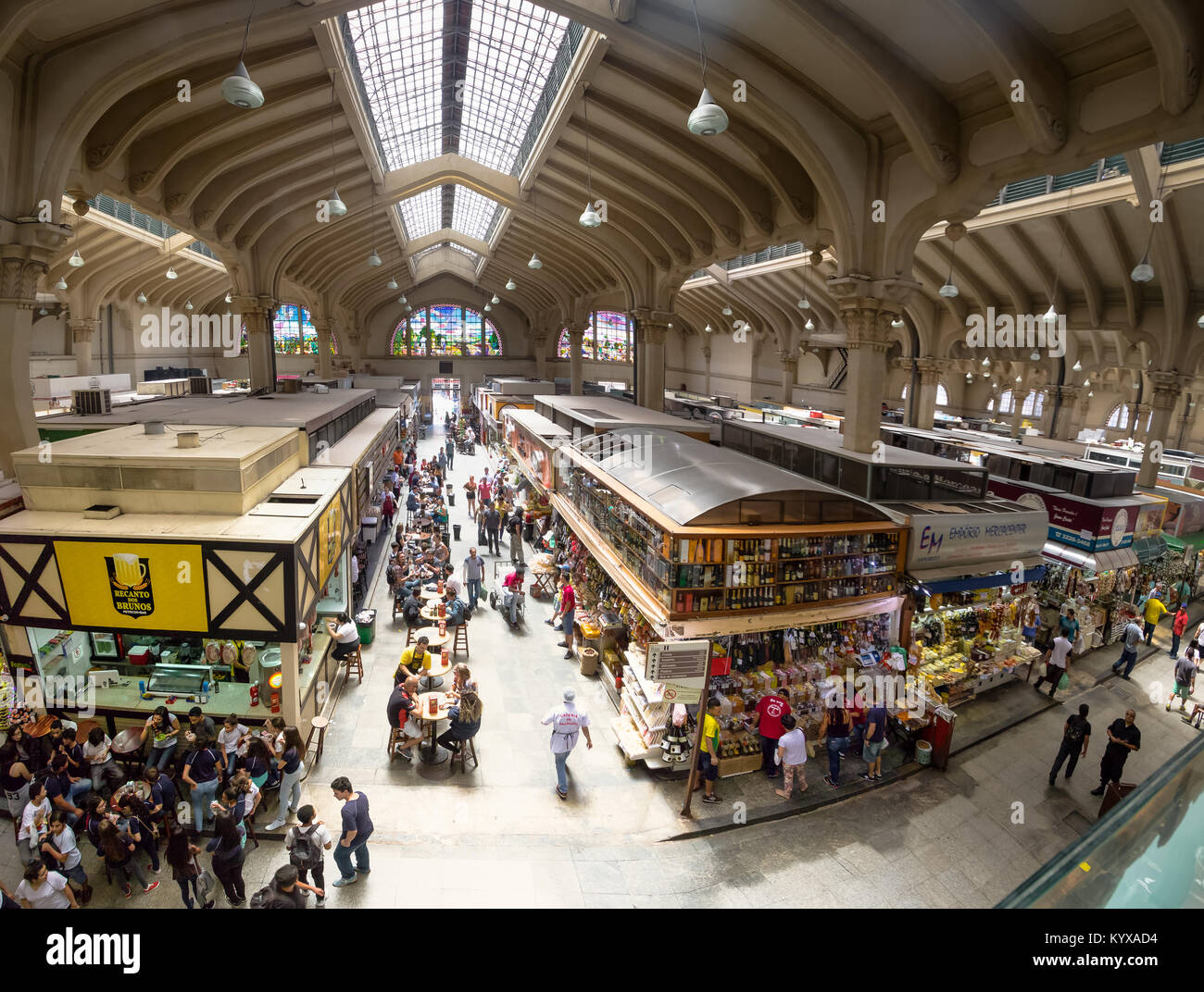 Intérieur du Marché Municipal (marché municipal) au centre-ville de Sao Paulo - São Paulo, Brésil Banque D'Images