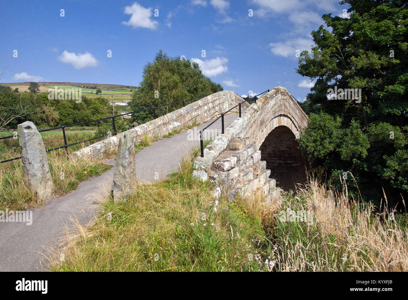 Duck Pont sur la rivière Esk'Eskdale North York North Yorkshire Moors national park Banque D'Images