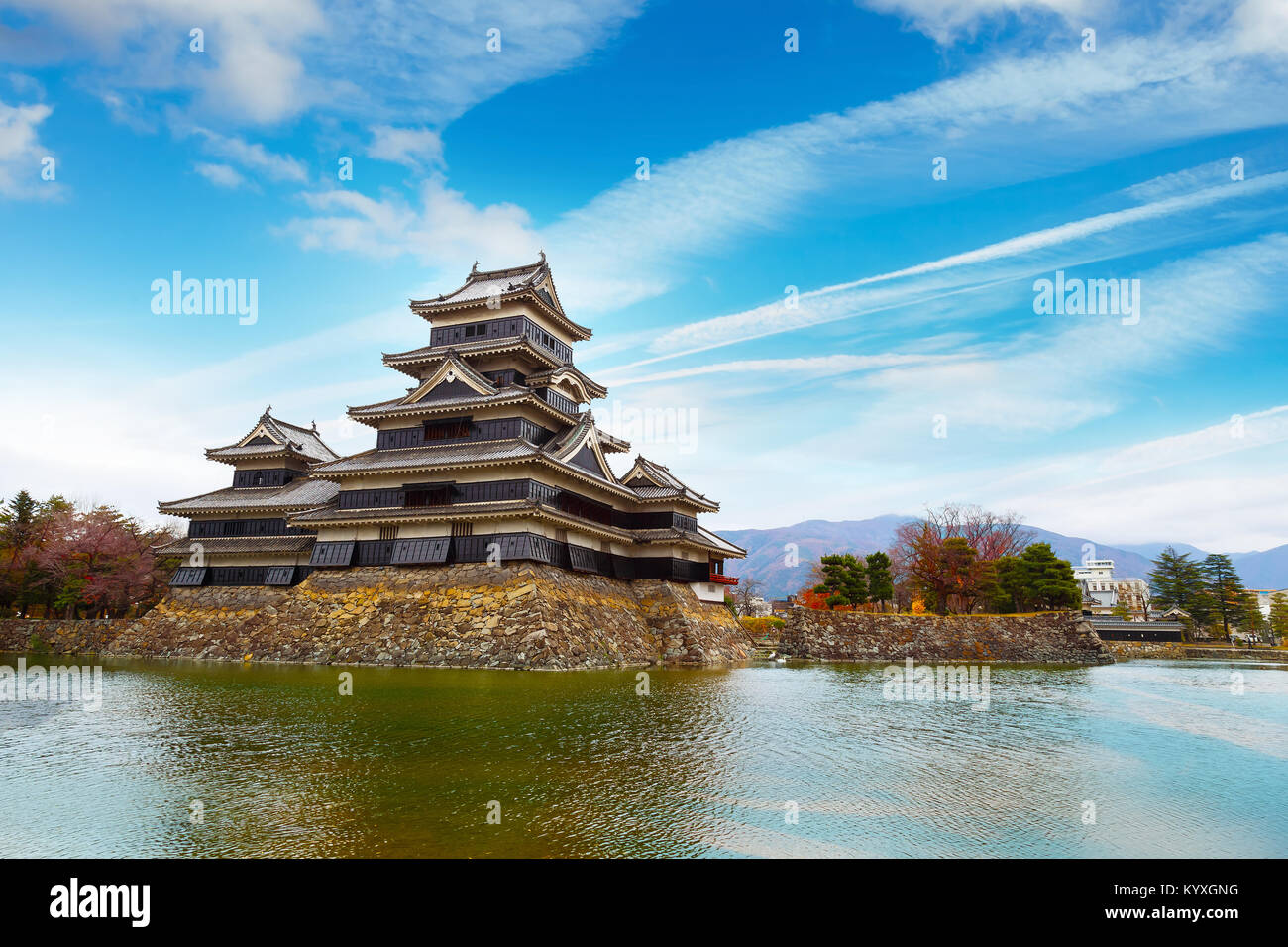 Château de Matsumoto dans la ville de Matsumoto, Nagano, Japon MATSUMOTO, JAPON - 21 NOVEMBRE 2015 : Château de Matsumoto, l'un des châteaux historiques, un premier ministre Banque D'Images