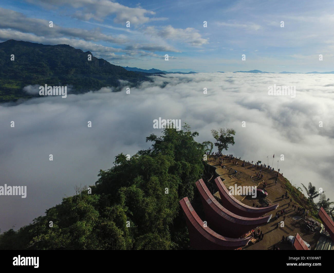 Lolai la terre au-dessus des nuages dans la régence d'Amérique du Sud - Toraja de Sulawesi - Indonésie. Banque D'Images