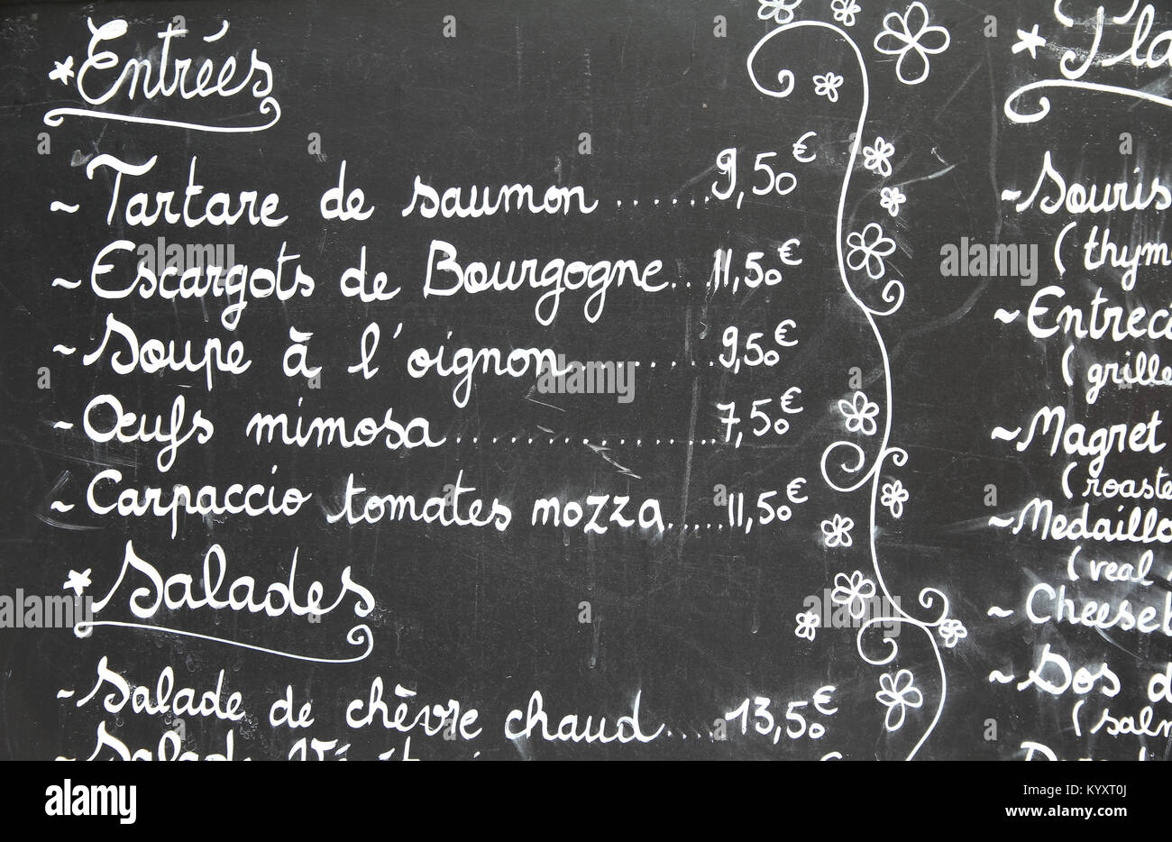 Restaurant menu en français - bar en plein air à Paris, France Banque D'Images