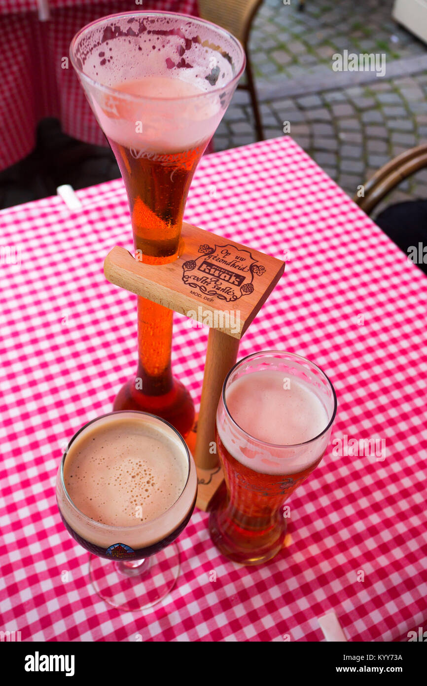 Belgique, Bruxelles - CIRCA Juin 2014 : différentes sortes de bière flamande Banque D'Images