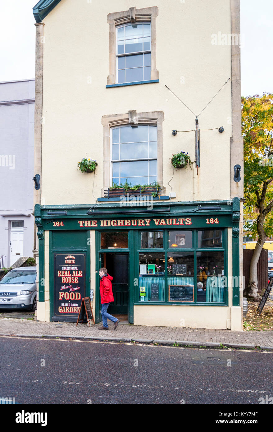 Voûtes d'Highbury et publicité pub à Bristol England UK Banque D'Images