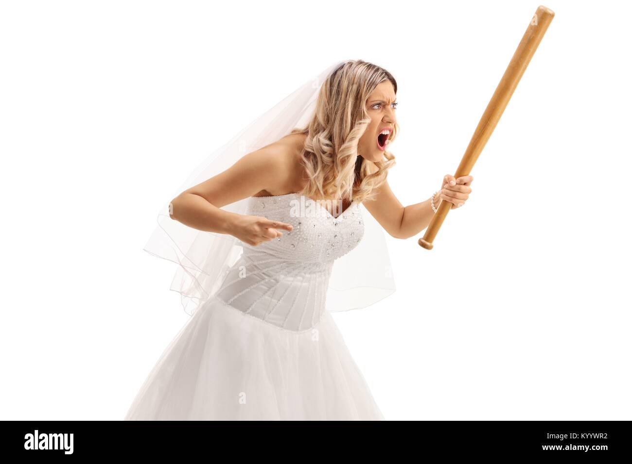 La mariée en colère avec un bâton de baseball isolé sur fond blanc Banque D'Images