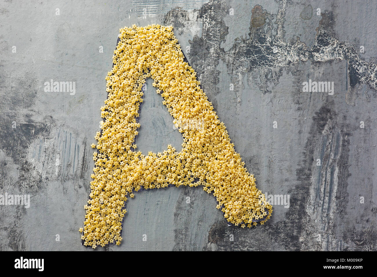 Faites de pâtes Alphabet. Une lettre Banque D'Images