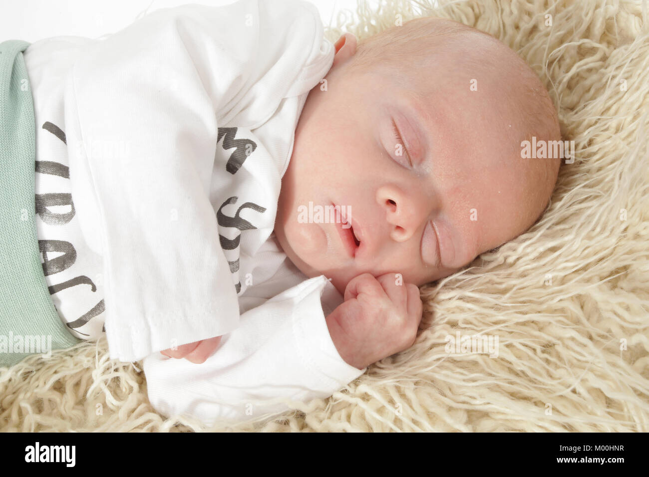 7 Semaine Vieux Garcon Bebe Premature Bebe Photo Stock Alamy 7 Semaine Vieux Garcon Bebe Premature Bebe Photo Stock Alamy