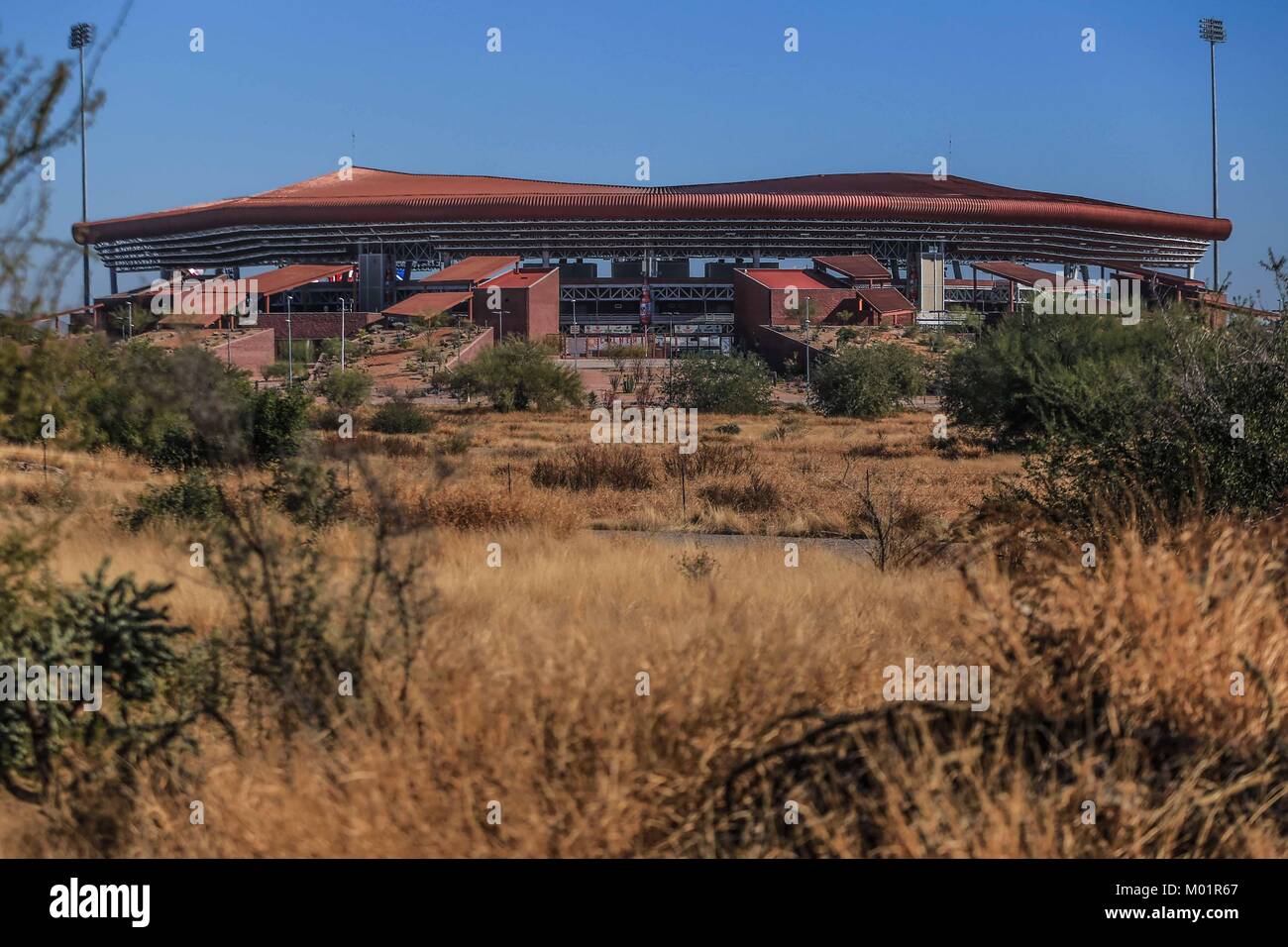 Sonora Stadium, situé entre l'ouest d'Hermosillo et son désert. Quitter l'ancien stade Hector Espino et réinstaller la statue, ce complexe sportif est accueil de la Naranjeros de nouveaux équipements de la Ligue pacifique du Mexique (PML) qui a remporté 16 championnats (plus). Ont joué ici en janvier 2015 la série des Caraïbes, de la Ligue de la côte, dans le nord de Sonora Ligue Championnat Série nationale et l'hiver. Il accueille également l'équipe de baseball des Diables de Hermosillo Mexique et la Ligue du Nord d'accueil temporaire de l'équipe de football de l'ascension des marrons Sonora MX dans l'Apertura 2015. © Photo Norte Banque D'Images