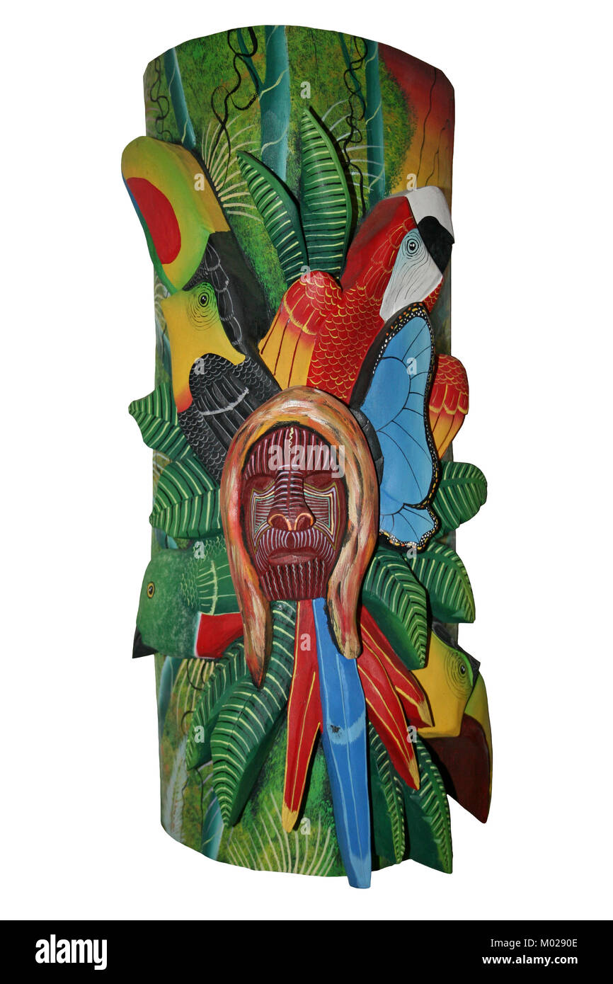 Le Costa Rica avec la plaque indienne Boruca Macaw Toucan, etc. Banque D'Images